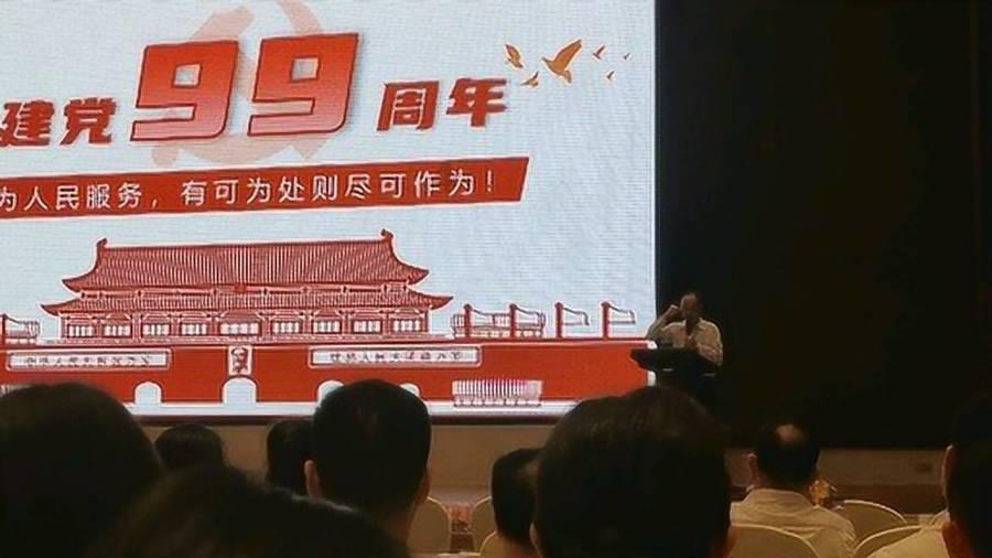 冷知识分享平台——如果坐火车时有人跟你提出换座位,该如何礼貌拒绝换座?专栏,让你眼界大开